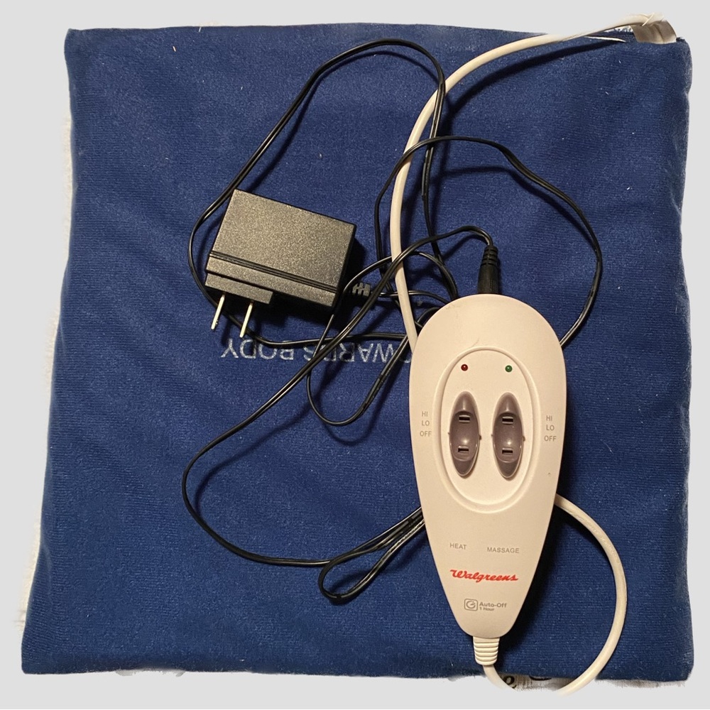 -Walgreens Massaging Heating Pad 12” x 12” (Pre-Owned/Clean & Working Condition)